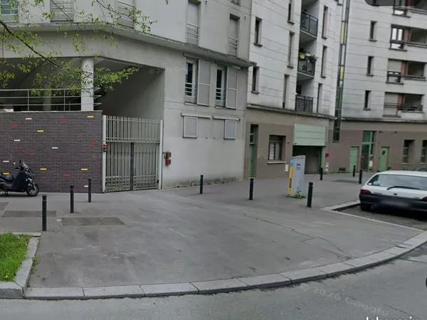 Loue place de parking Carrefour Pleyel