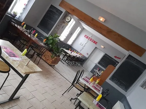 Fonds de commerce a vendre - bar -tabac - restaurant -fdj