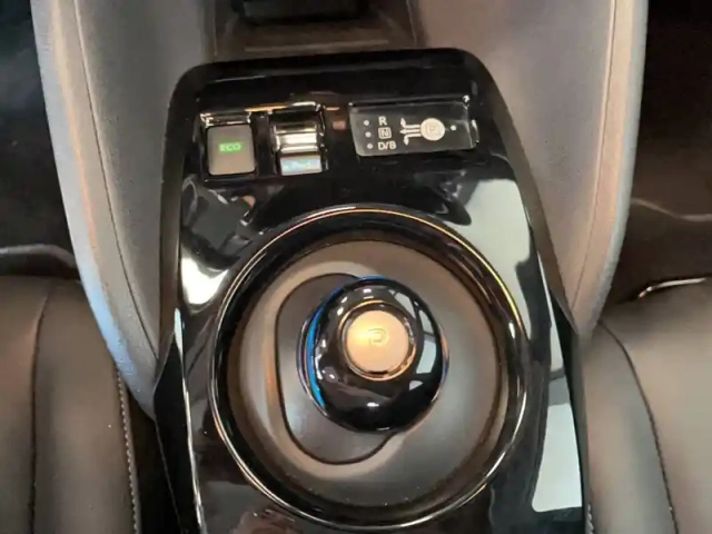 Nissan Leaf electrique 40kwh — photo 93