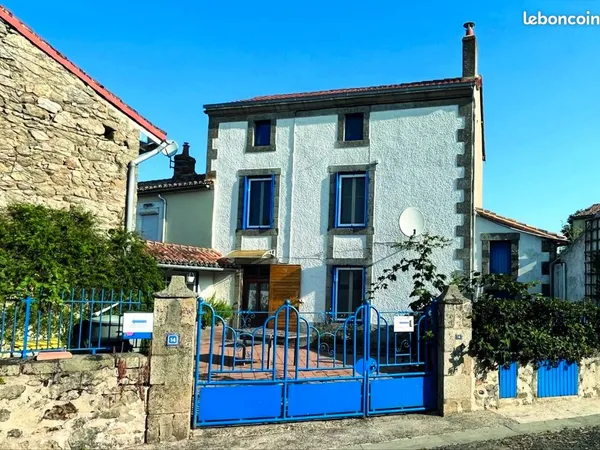 Maison gourgé avec charme