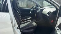 Toyota Aygo 1.0 VVT-i 72ch x-pro 5P MY19 — photo 15
