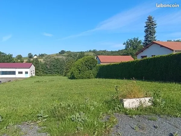 Terrain 1 000 m² Cusset
