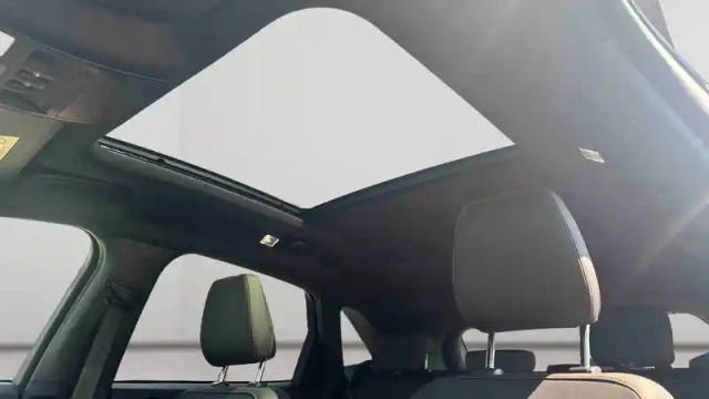 Ford Kuga 2.5 duratec 243 ch phev powershift — photo 17