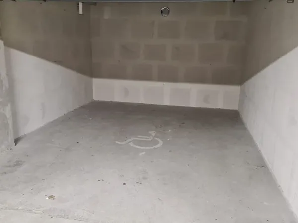 Box de stockage 18 m²