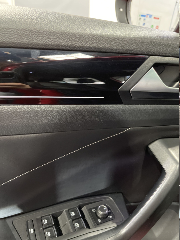 Volkswagen T-Roc — photo 82