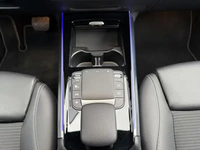 Mercedes Classe B 180 d progressive line edition — photo 15