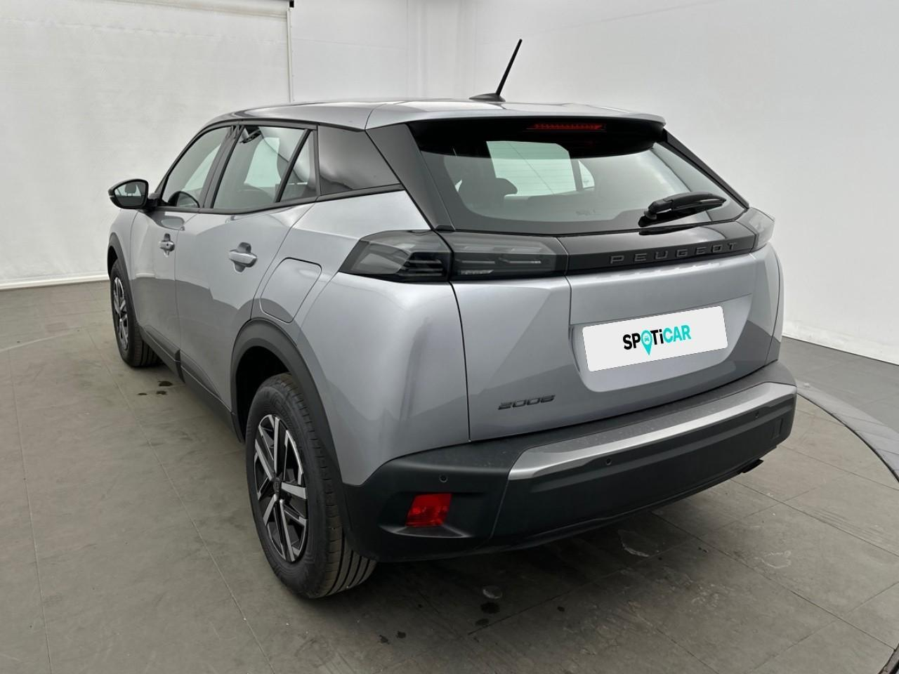 Peugeot 2008 100 s&s bvm6 style — photo 6