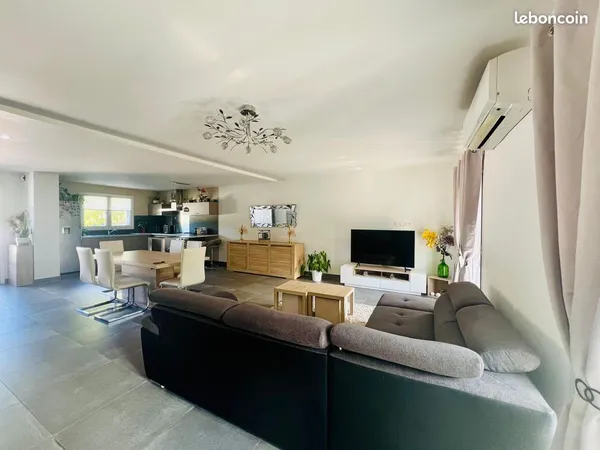 Villa R+1 163 m2