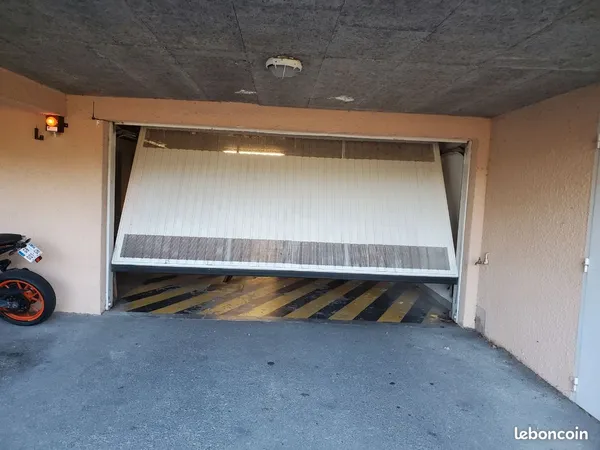 Garage box