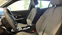Peugeot 2008 1.2 PureTech 100ch S&S Allure — photo 12