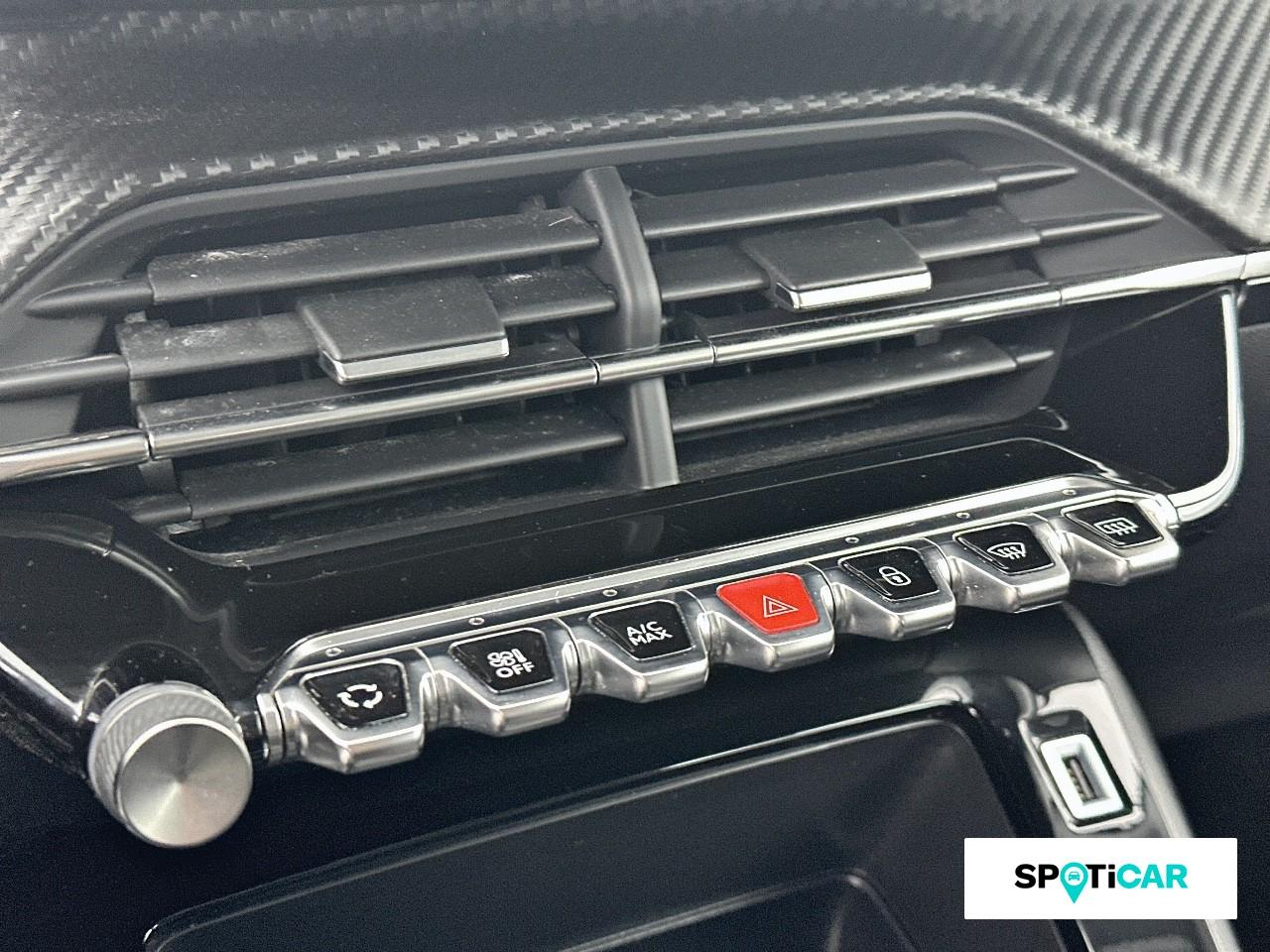 Peugeot 2008 1.2 puretech 100ch s&s active pack — photo 15