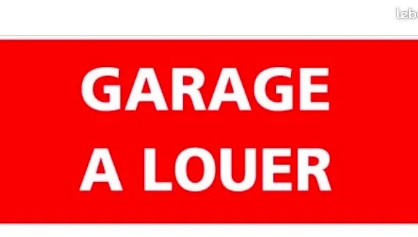 Grand Garage 19m2 avec électricité Centre Ville Cavalaire