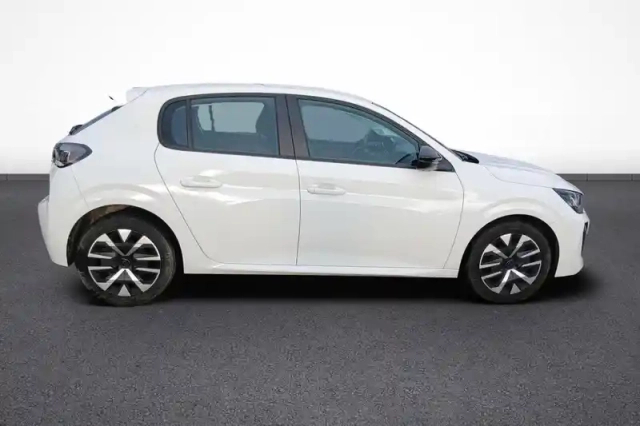 Peugeot 208 puretech 75 s&amp;s bvm5 — photo 7