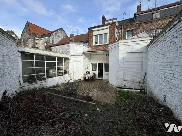 Immeuble de rapport 160 m²