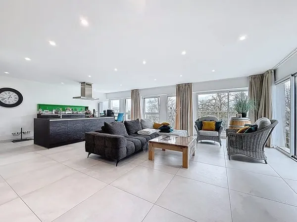 Appartement 4 pièces avec terrasse exceptionnelle - Blois, résidence sécurisée
