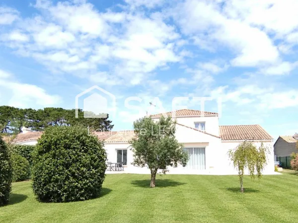 SAINT-GILLES-CROIX-DE-VIE Maison d'exception !