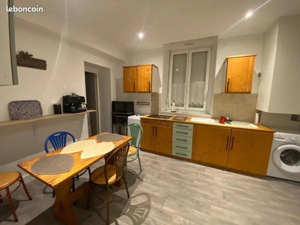 Logement F2 tout équipé