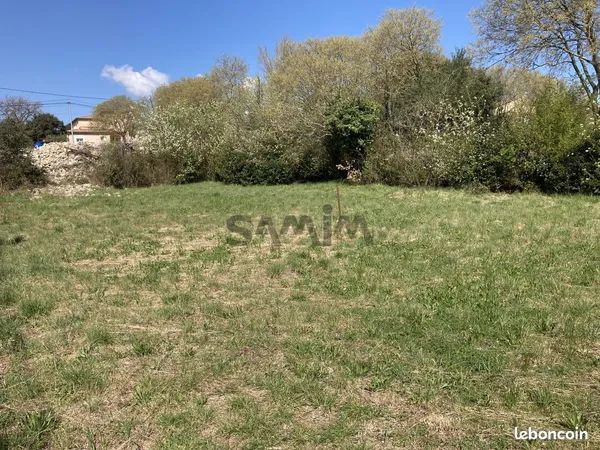 Terrain 1539 m² Sauve