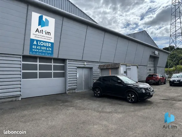 Local commercial 1364 m² Le Mans