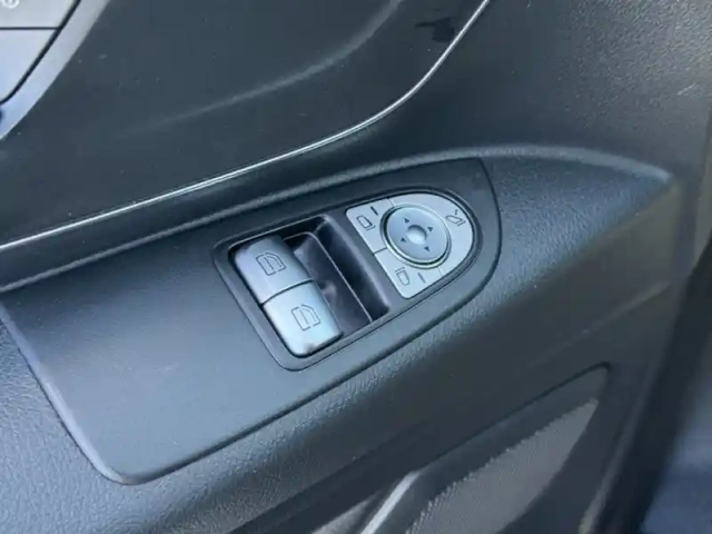 Mercedes Vito 116 cdi fourgon compact pro 9g — photo 17