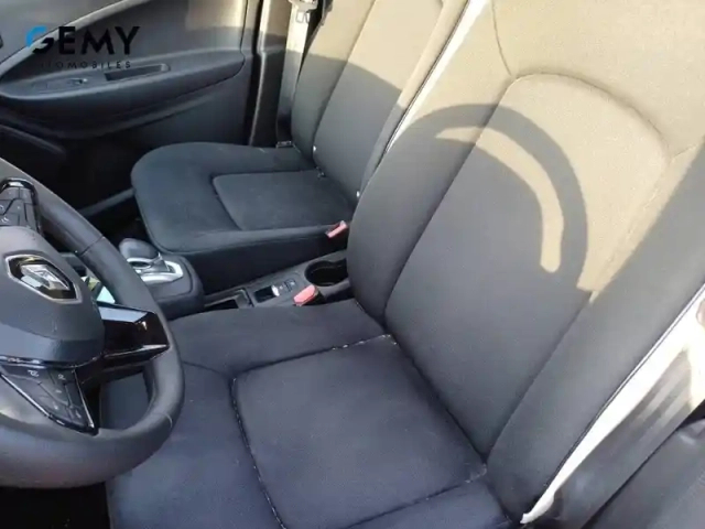 Renault Zoé zoe r110 - my22 — photo 9