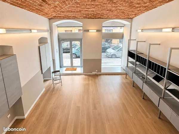 Local commercial 94 m² BASTIA