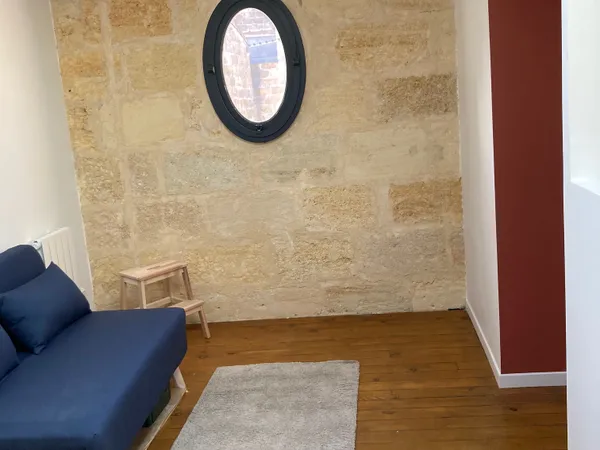 Loue Appartement Bordeaux centre - 27m²