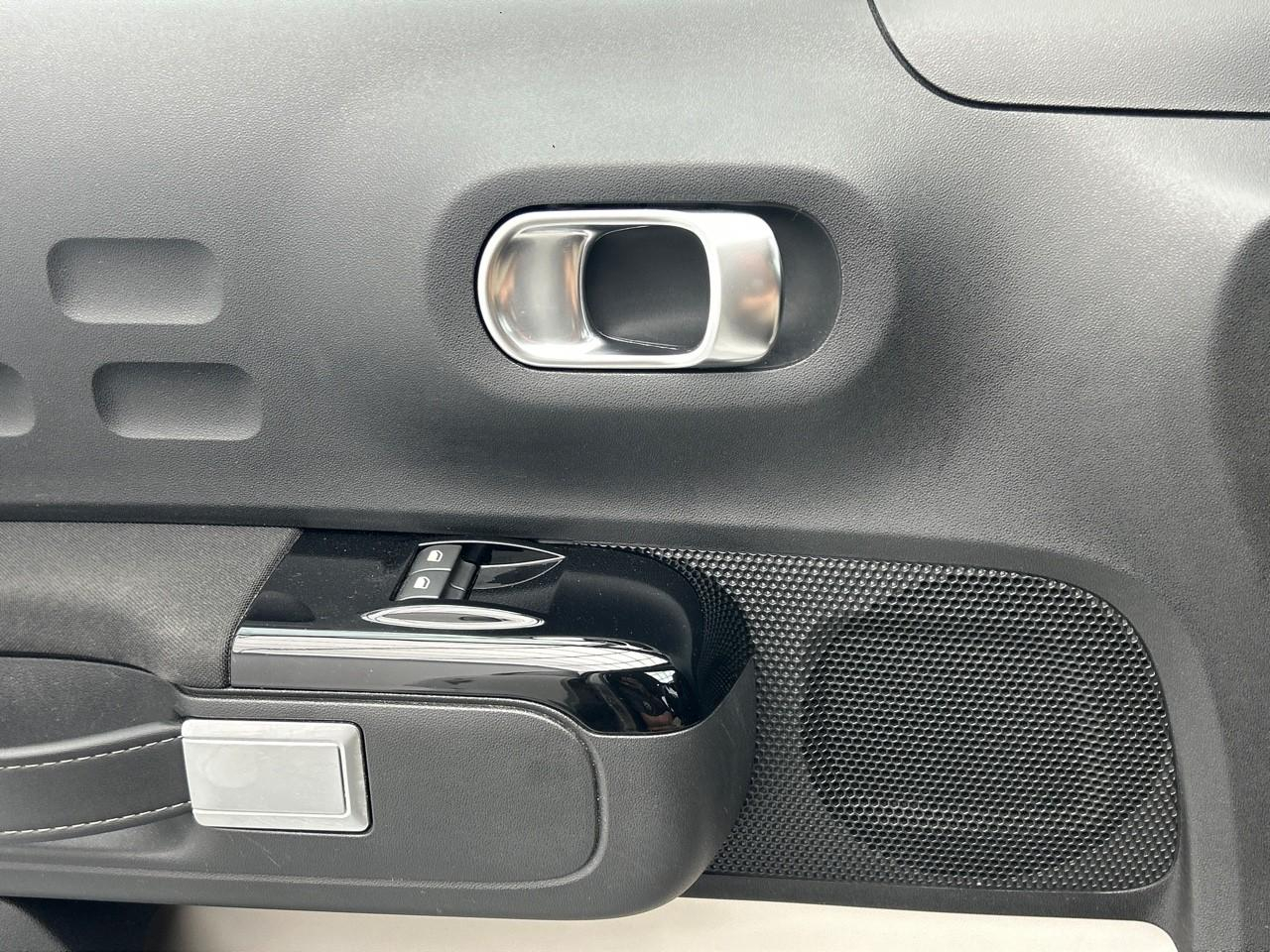Citroën C3 puretech 110 s&s eat6 shine — photo 29