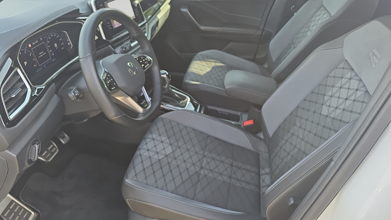 Volkswagen T-Roc 1.5 TSI EVO 150 Start/Stop DSG7 — photo 13