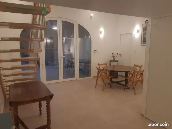 Meublé 1 Ensemble de 3 pièces 60 m2 dans villa, Aix-en-P