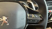 Peugeot 2008 1.2 PureTech 130ch S&S GT EAT8 — photo 25