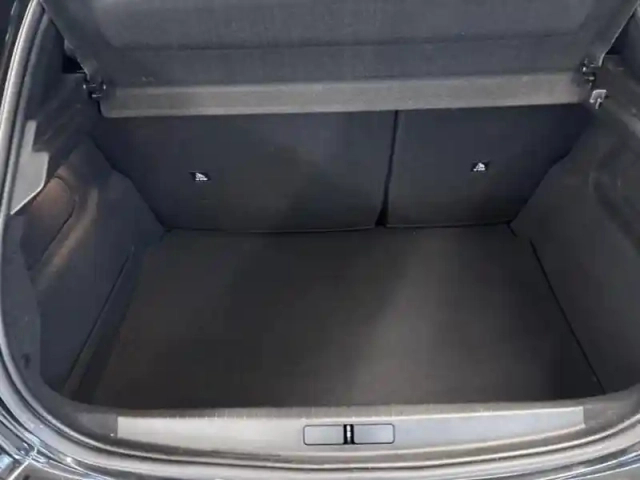 Peugeot 208 1.2 puretech 100ch s&amp;s style 118g — photo 9