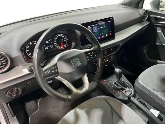 Seat Ibiza 1.0 tsi 110 ch s/s dsg7 xcellence — photo 9