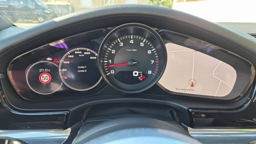 Porsche Panamera 3.0 330  AWD PDK8 - Executive – 2017 – 101950 km – Essence – Boîte Automatique — photo 15