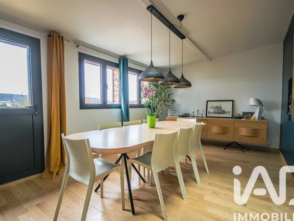 Maison 8 pièces 145 m²