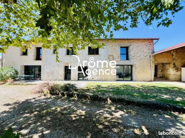 Maison 7 pièces 200 m²