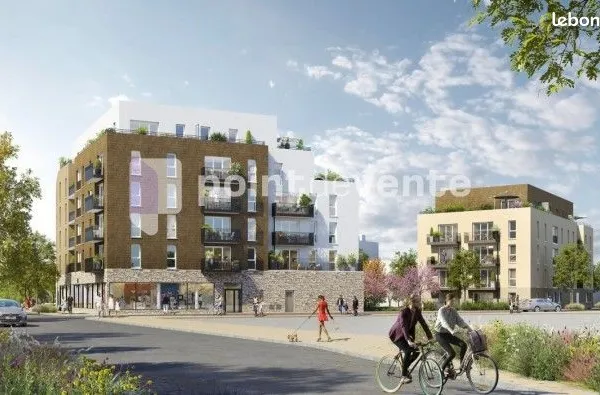 Local commercial 250 m²