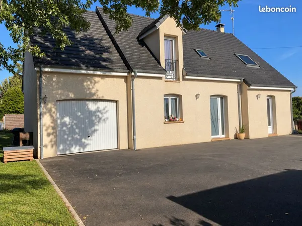 Belle maison familiale - 123 m² - 4 chambres - Terrain 1 090 m²