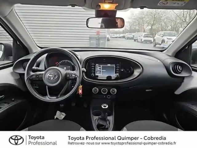 Toyota Aygo X 1.0 vvt-i 72ch dynamic my23 — photo 8