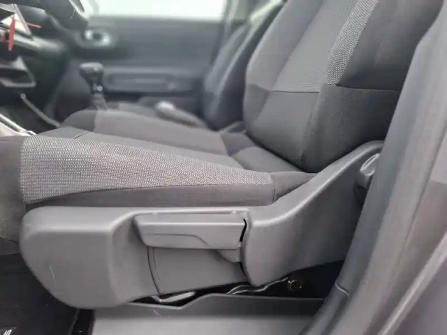 Citroën C3 Aircross puretech 110 s&amp;s bvm6 — photo 24