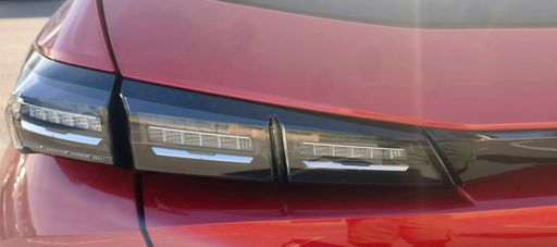 Peugeot 308 1.5 BlueHDi 130 EAT8 - Allure Pack – 2021 – 83023 km – Diesel – Boîte Automatique — photo 3