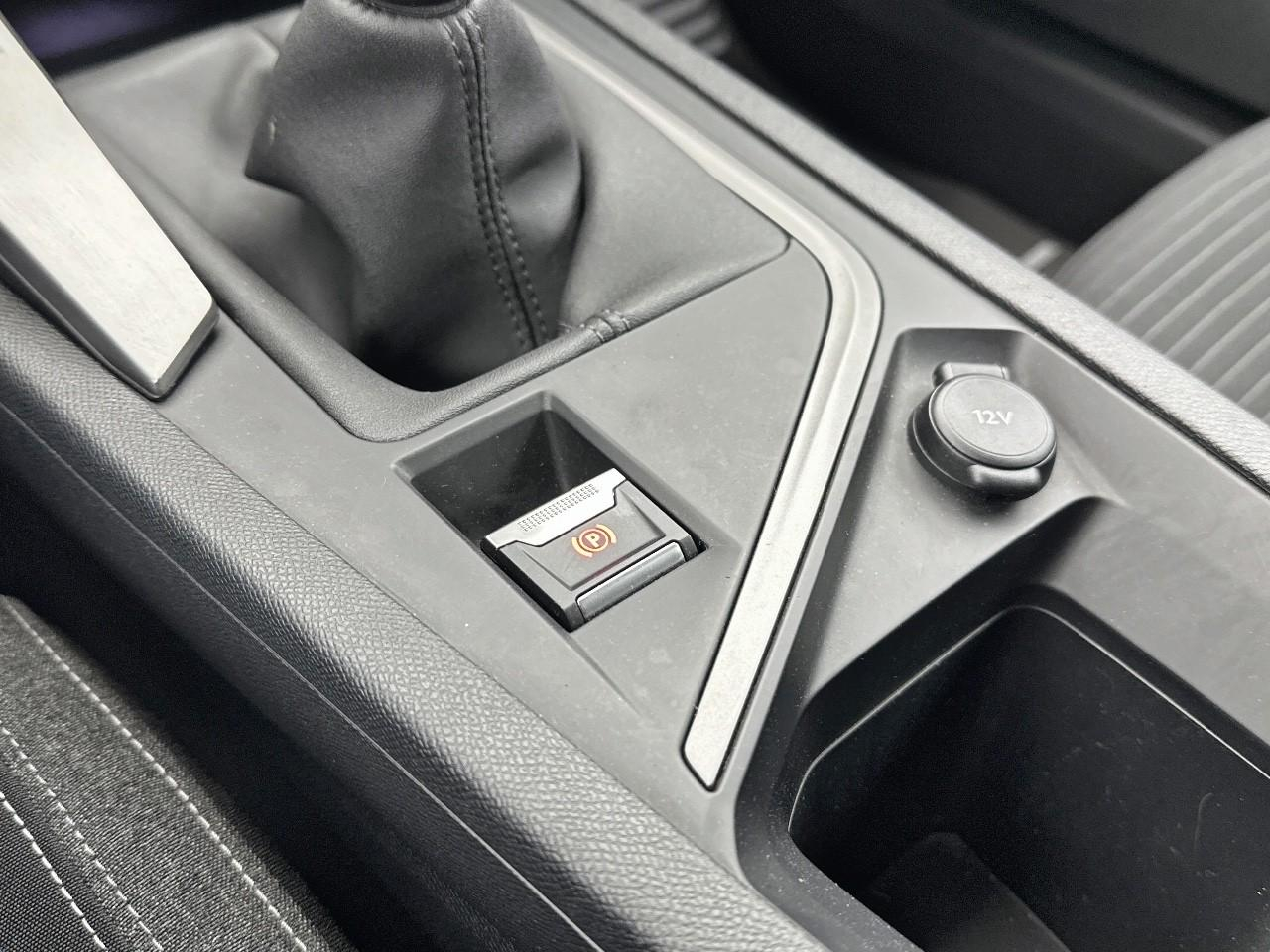 Peugeot 308 bluehdi 130ch s&s bvm6 active pack — photo 29