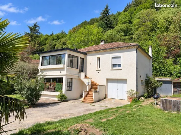 Villa 141 m² + terrain 776 m² - environnement très paisible