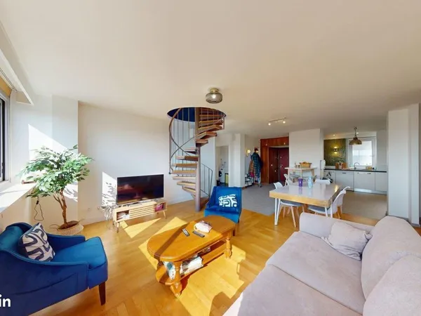 Chambre 6 pièces 182 m²