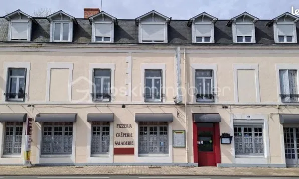 Local hôtel, restaurant 650 m²
