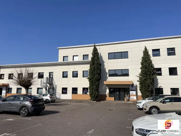Local professionnel 52 m²