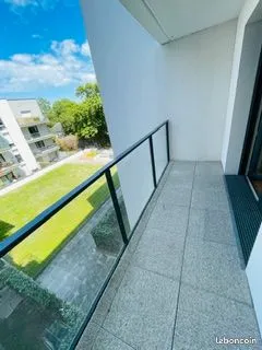 T2 36m2 2/4 balcon parking bords de loire