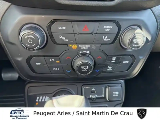 Jeep Renegade 1.3 turbo t4 240 ch phev at6 4xe eawd — photo 26