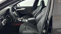 Audi A4 Avant 35 TDI 163ch Competition S tronic 7 — photo 12