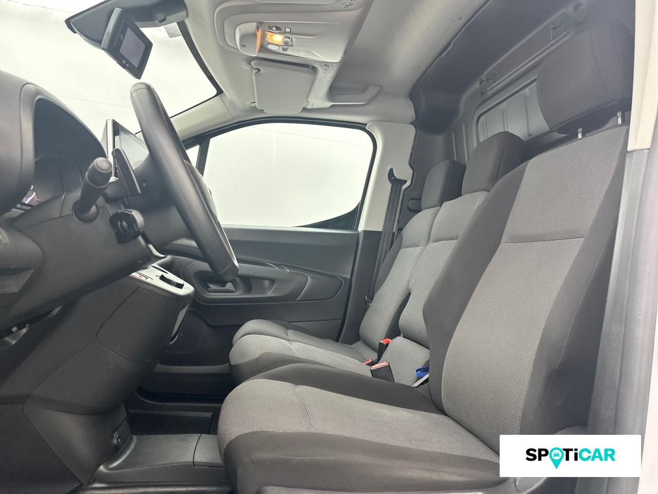 Citroën Berlingo fourgon van xl 950 blue hdi 130 — photo 9